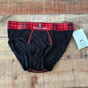 Tommy John Red and black checked briefs men's medium